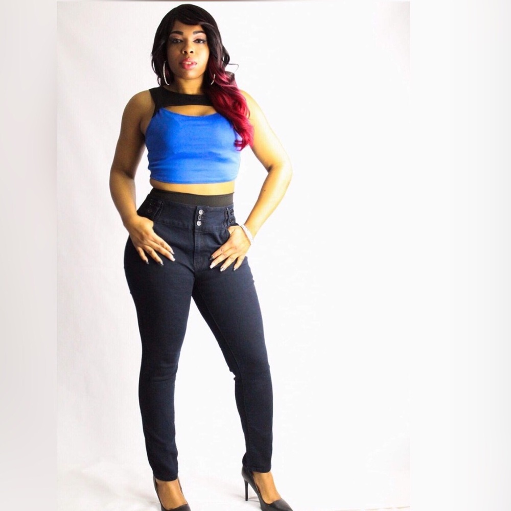 Pasion Colombian Design Plus Size Jean - Picture 3 of 8